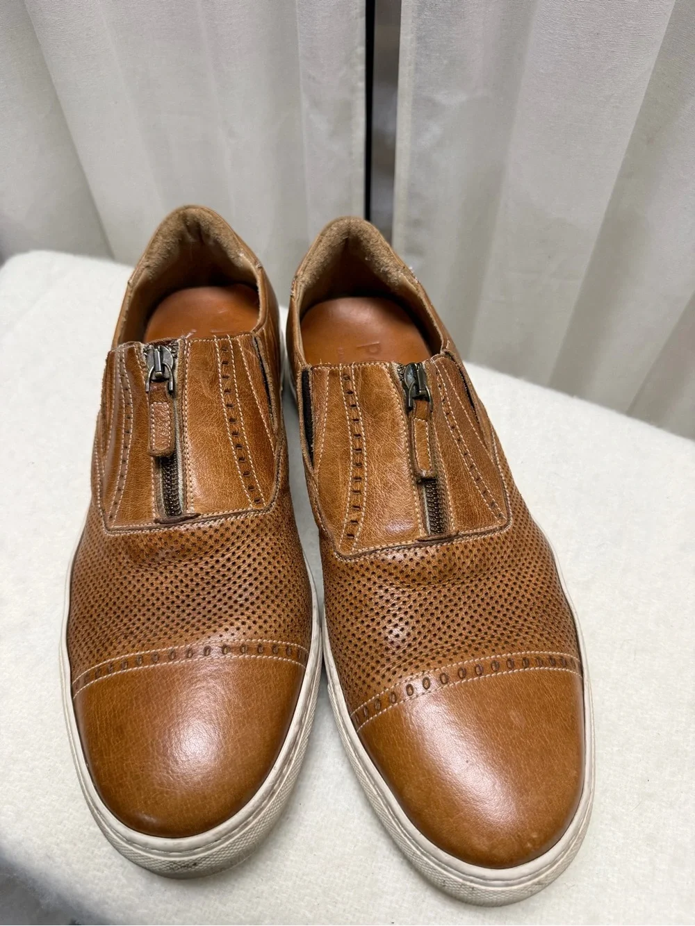 Vintage Peruzzi Italian Front Zip Sneakers